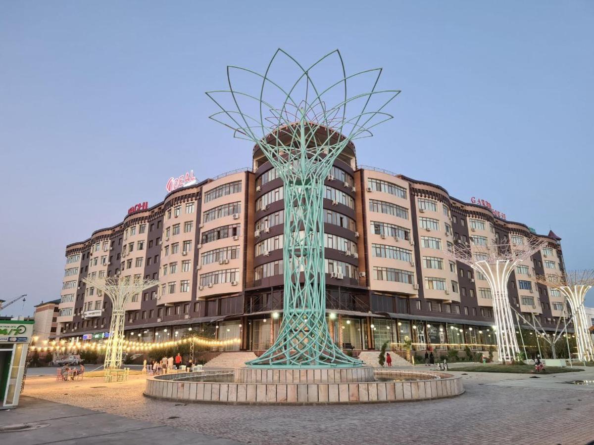 Garden Plaza Hotell Navoi Exteriör bild